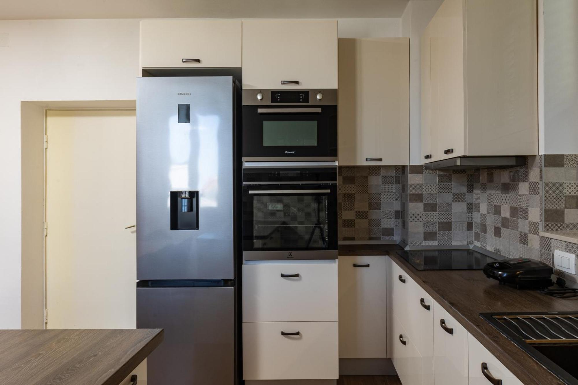 Bliss Near Bellevue Apartma